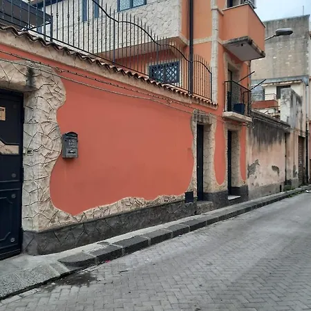 Casevacanzasottoletna Giarre